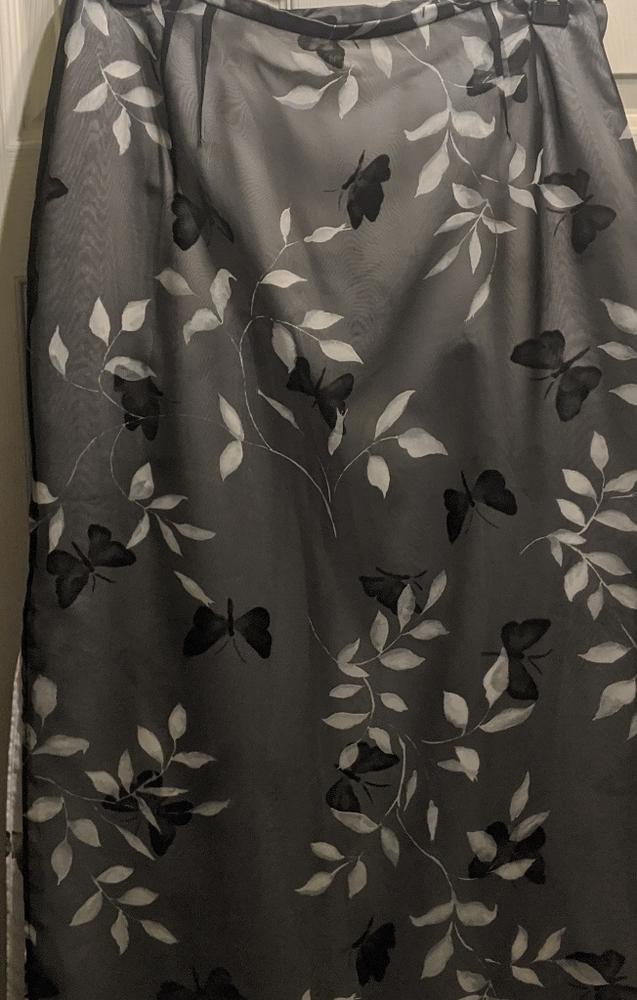 Black and White Sheet lined skirt